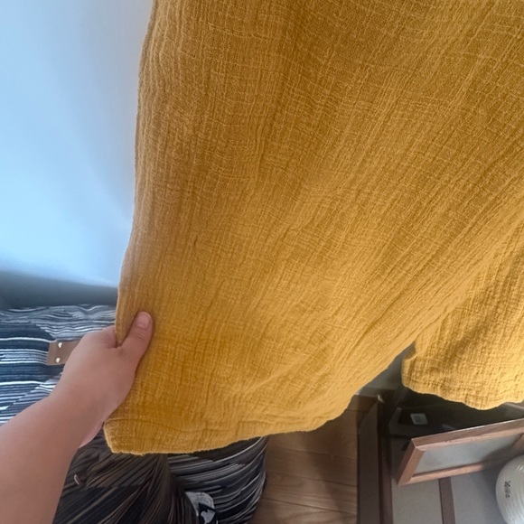 Mustard Yellow Sleeveless‎ Jumpsuit - Picture 4 of 9